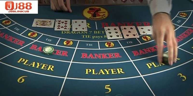 Luật Kéo Bài Baccarat: Nắm Giữ Bí Kíp Giúp Bạn Thắng Đậm Nắm rõ quy tắc được quy định trong baccarat để tự tin cá cược.